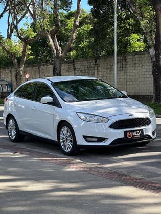FORD FOCUS 2.0 SE PLUS 16V FLEX 4P POWERSHIFT